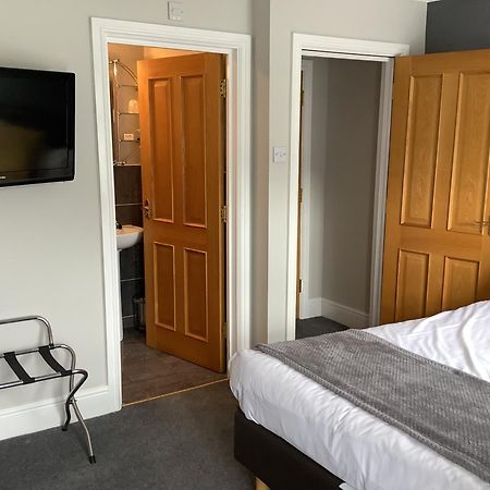 Jeffersons Hotel & Serviced Apartments (Adults Only) Barrow-in-Furness Cameră foto