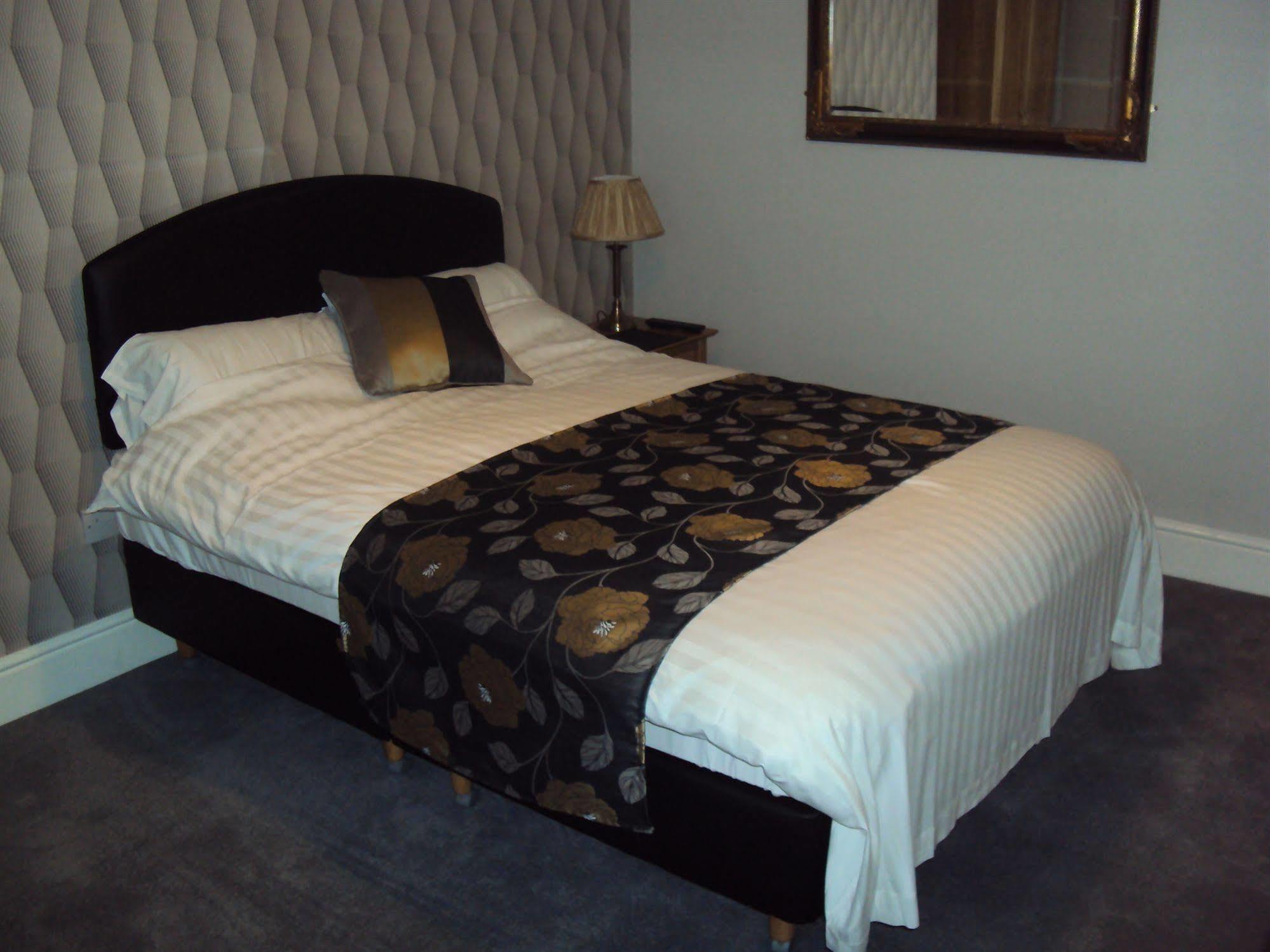 Jeffersons Hotel & Serviced Apartments (Adults Only) Barrow-in-Furness Exterior foto